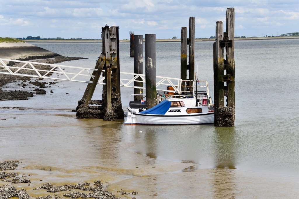 how-to-dredge-a-boat-slip-yourself-anchors-up-carolina